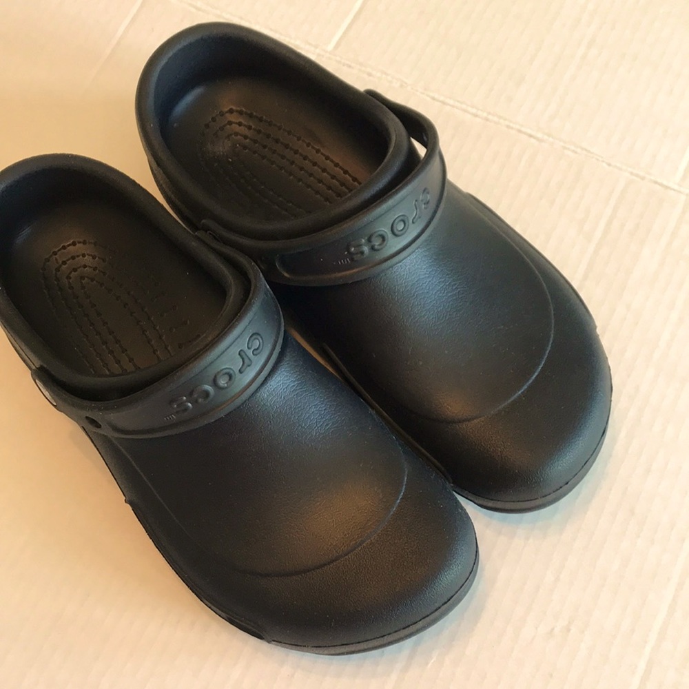 Men’s Crocs Classic.